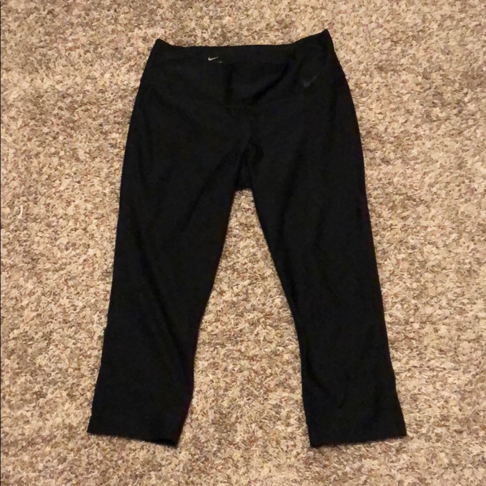 Nike Training Mesh Inset Black Capri Leggings